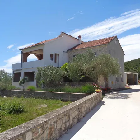 Apartament Milena Maderic